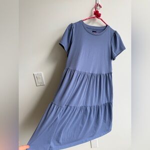 GAP dress
Small